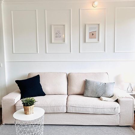 Neu - Frisch Renoviertes Ferienapartment "Waterkant" Büsum Exteriör bild
