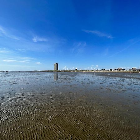 Neu - Frisch Renoviertes Ferienapartment "Waterkant" Büsum Exteriör bild