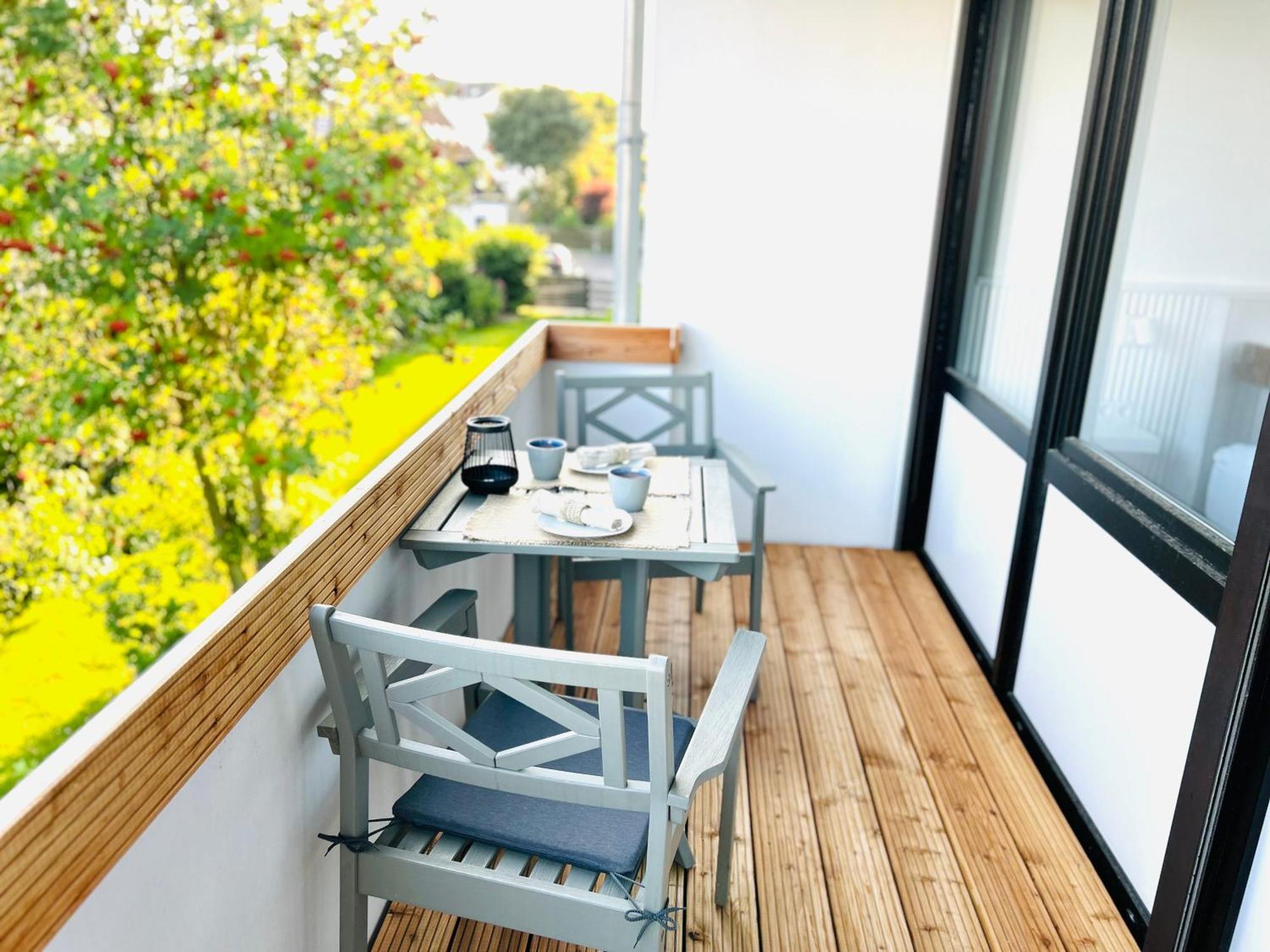 Neu - Frisch Renoviertes Ferienapartment "Waterkant" Büsum Exteriör bild